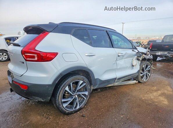 YV4162UM2M2460389 2021 VOLVO XC40 Gray Rear right