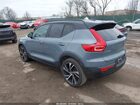 2022 Volvo Xc40 T5 R-design Серый vin: YV4162UM4N2648977
