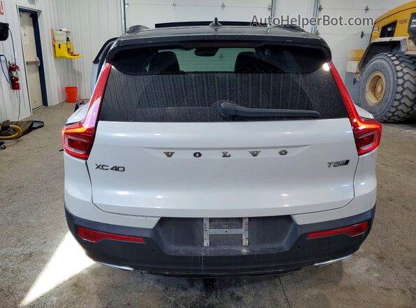 YV4162UM5K2057519 2019 VOLVO XC40 Белый Вид сзади