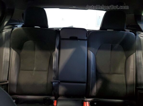 YV4162UM5K2057519 2019 VOLVO XC40 Белый Вид задних сидений