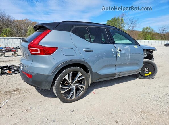 YV4162UM5N2693524 2022 VOLVO XC40 Серый Задняя правая четверть