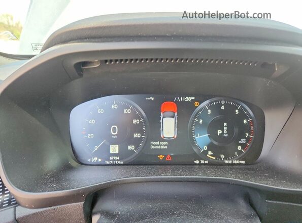 YV4162UM5N2693524 2022 VOLVO XC40 Серый Вид щитка приборов