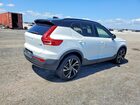 2022 Volvo Xc40 T5 R-design White vin: YV4162UM9N2642768