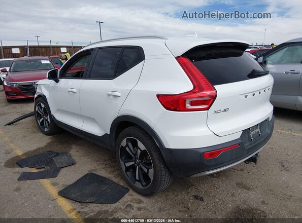 YV4162XZ2K2013775 2019 VOLVO XC40 White Trasero izquierdo