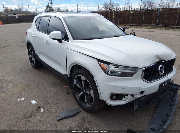 YV4162XZ2K2013775 2019 VOLVO XC40 White Delantero derecho