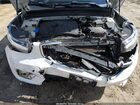 2019 Volvo Xc40 T5 Momentum/t5 R-design Белый vin: YV4162XZ9K2012588