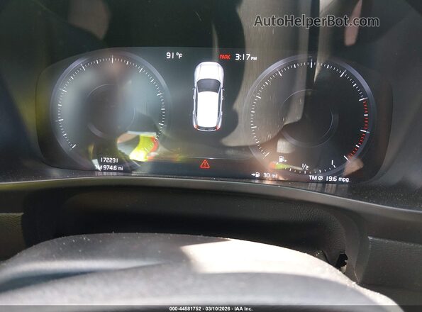 YV4162XZ9K2012588 2019 VOLVO XC40 Белый Вид задних сидений