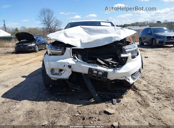 YV4162XZ9K2012588 2019 VOLVO XC40 Белый Вид щитка приборов