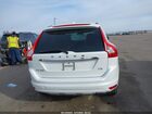 2017 Volvo Xc60 T5 Белый vin: YV440MDJ3H2195827