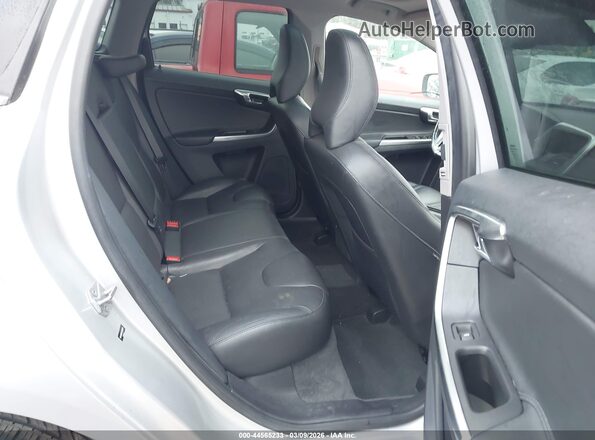 YV440MDK5G2808974 2016 VOLVO XC60 Серебряный Вид наклейки с VIN-кодом