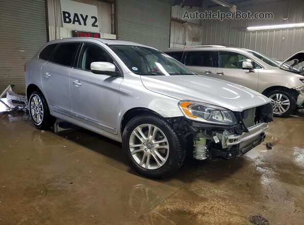 YV440MDM7G2902050 2016 VOLVO XC60 Серебряный Передняя правая четверть