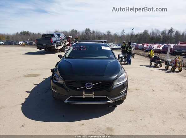 YV440MWK6H1025814 2017 VOLVO V60 CROSS COUNTRY Black 