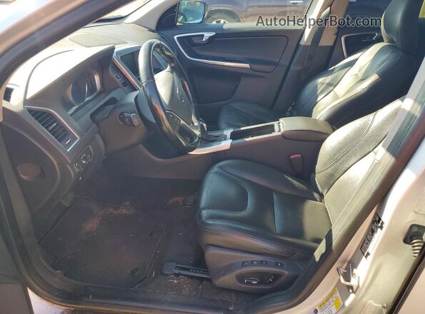 YV449MDM6G2831431 2016 VOLVO XC60 Серебряный Вид салона спереди