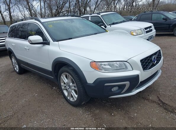 YV4612NK2G1269910 2016 VOLVO XC70 Белый Передняя правая четверть