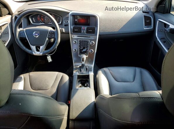 YV4612RK9G2844251 2016 VOLVO XC60 Серебряный Вид панели приборов