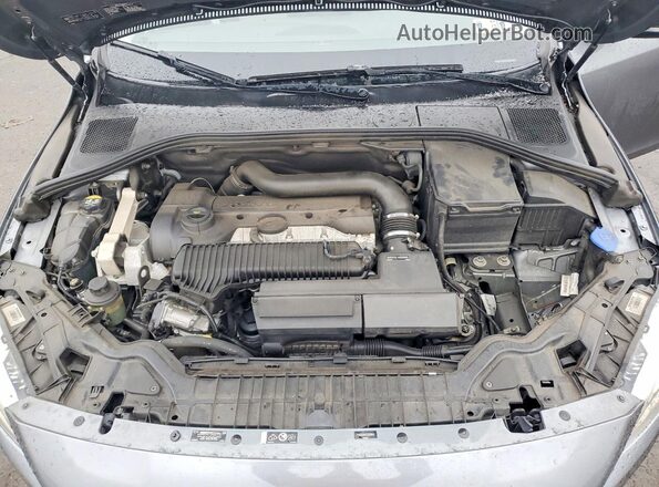 YV4612UM1G2000844 2016 VOLVO S60 Gray Widok wnętrza z tyłu