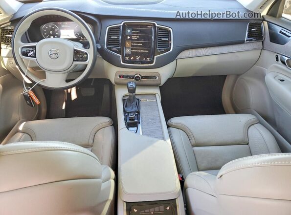 YV4A22PL0N1785631 2022 VOLVO XC90 Черный Вид панели приборов