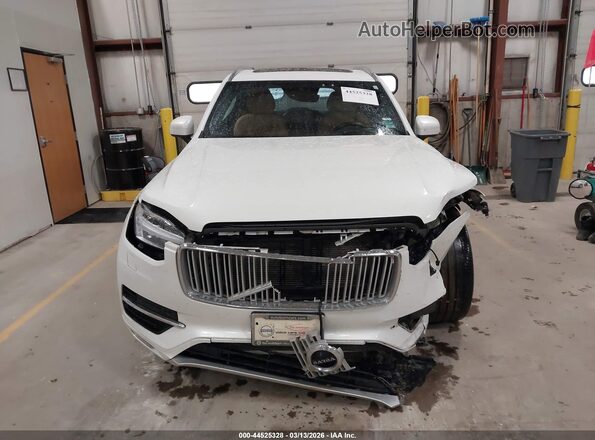 YV4A22PL1K1421388 2019 VOLVO XC90 White Вид щитка приладів