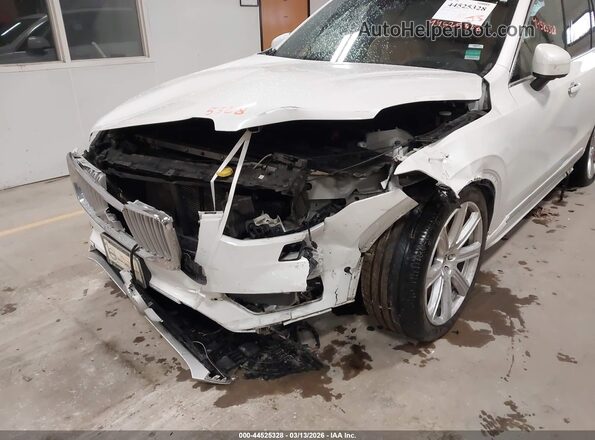 YV4A22PL1K1421388 2019 VOLVO XC90 White Вид спереду