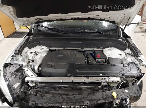 YV4A22PL1K1421388 2019 VOLVO XC90 White Вид ззаду