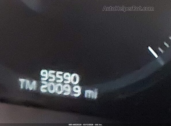 YV4A22PL1K1421388 2019 VOLVO XC90 White 