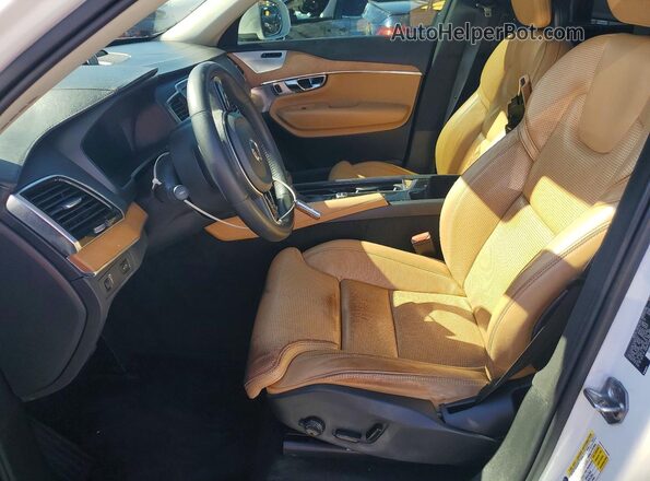 YV4A22PL3G1024353 2016 VOLVO XC90 Белый Вид салона спереди