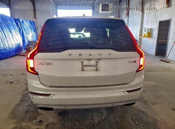 YV4A22PLXK1418229 2019 VOLVO XC90 White Rear view