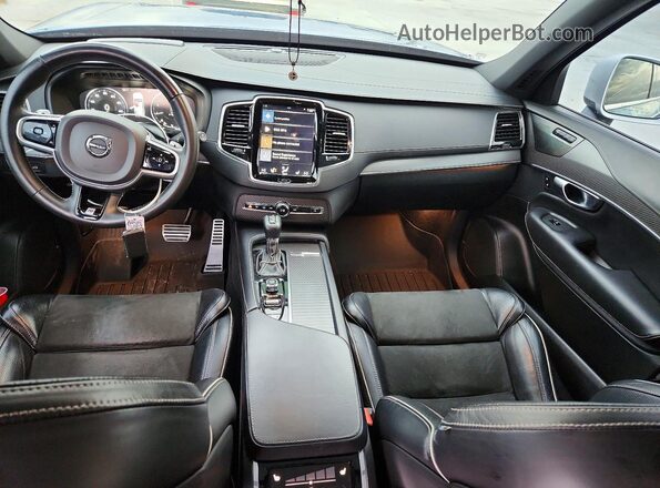 YV4A22PM3K1446818 2019 VOLVO XC90 Синий Вид панели приборов