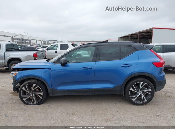 YV4AC2HM7L2324423 2020 VOLVO XC40 Синий Панорамный вид салона 360°