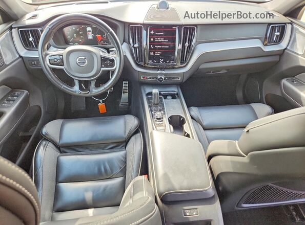 YV4BK0DP3M1715703 2021 VOLVO XC60 Черный Вид панели приборов