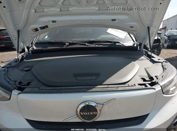 YV4ED3GL4P2064288 2023 VOLVO C40 RECHARGE PURE ELECTRIC White უკანა ხედი