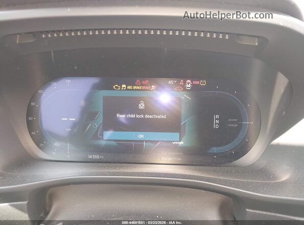 YV4ED3GL4P2064288 2023 VOLVO C40 RECHARGE PURE ELECTRIC White უკანა სავარძლების ხედი