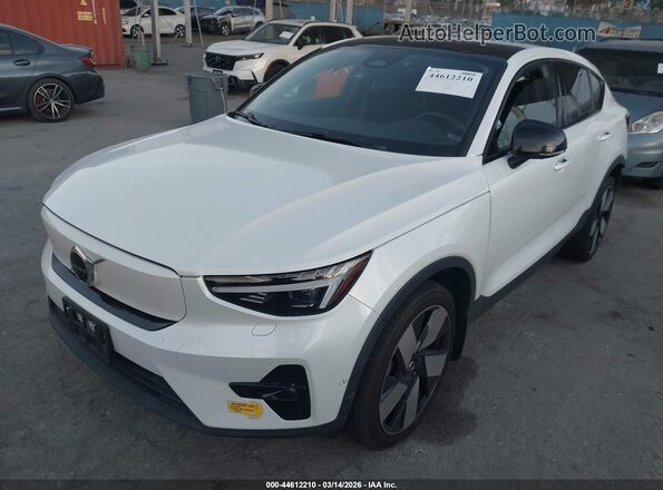 YV4ED3GM7P2032282 2023 VOLVO C40 RECHARGE PURE ELECTRIC White Przód lewy
