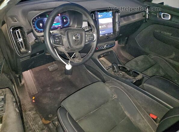 YV4ED3GM7P2041449 2023 VOLVO C40 Синий Вид панели приборов