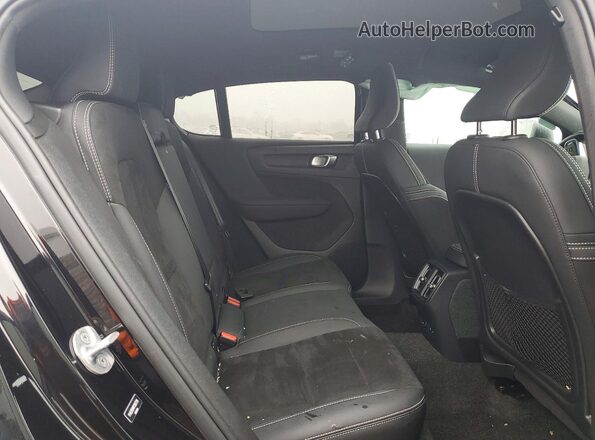 YV4ED3GM8P2067218 2023 VOLVO C40 Черный Вид задней части салона