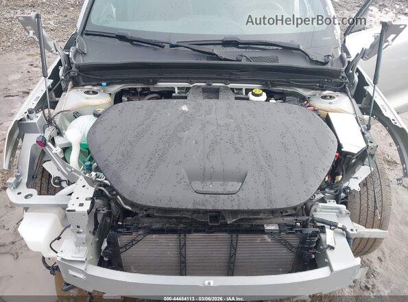 YV4ED3UL5P2036357 2023 VOLVO XC40 RECHARGE PURE ELECTRIC Silver Widok z tyłu