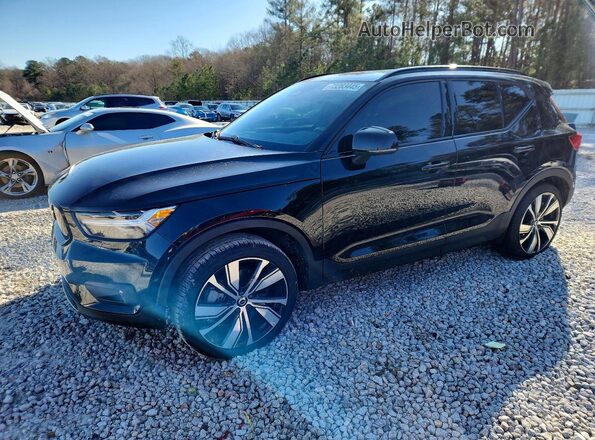 YV4ED3UR3M2567265 2021 VOLVO XC40 Black Przód lewy