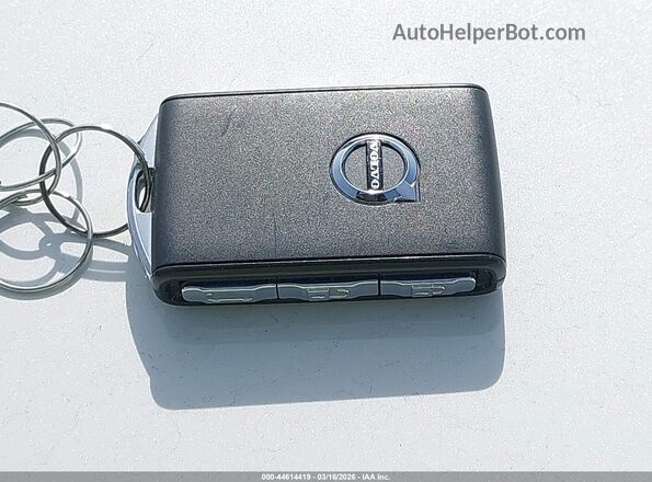 YV4ED3UW4P2077542 2023 VOLVO XC40 RECHARGE PURE ELECTRIC Light Blue Widok deski rozdzielczej