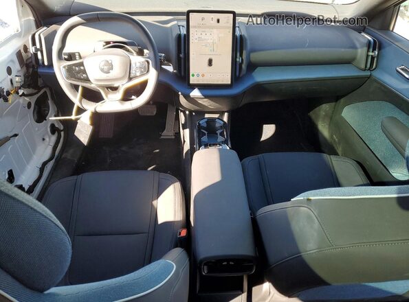 YV4EK3ZL5SS141312 2025 VOLVO EX30 Белый Вид панели приборов