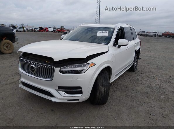 YV4H60CF4R1201910 2024 VOLVO XC90 RECHARGE PLUG-IN HYBRID White Przód lewy