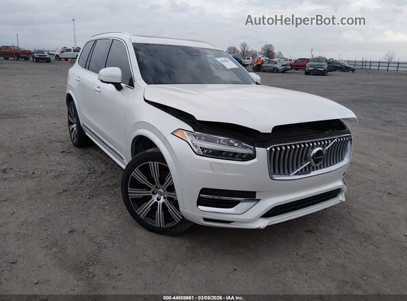 YV4H60CF4R1201910 2024 VOLVO XC90 RECHARGE PLUG-IN HYBRID White Przód prawy
