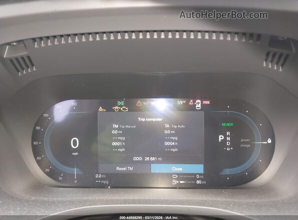 YV4H60DM2R1866463 2024 VOLVO XC60 RECHARGE PLUG-IN HYBRID Blue Widok tylnych siedzeń