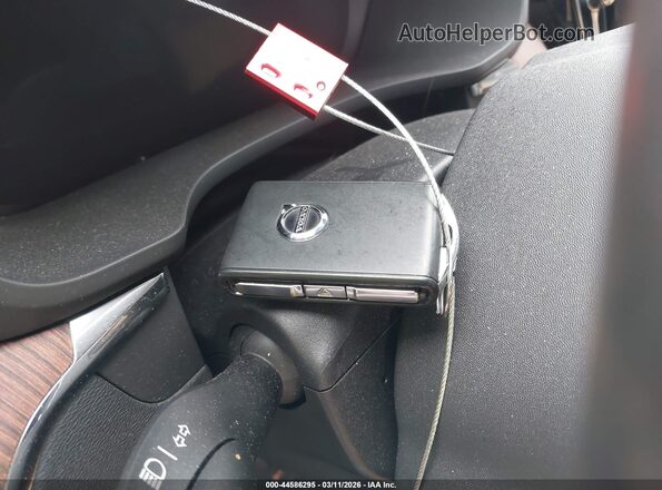 YV4H60DM2R1866463 2024 VOLVO XC60 RECHARGE PLUG-IN HYBRID Blue Widok deski rozdzielczej