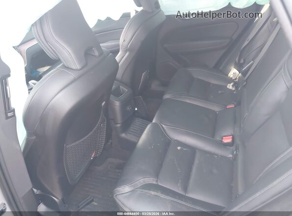 YV4H60DM5R1933783 2024 VOLVO XC60 RECHARGE PLUG-IN HYBRID Silver VIN კოდის სტიკერის ხედი
