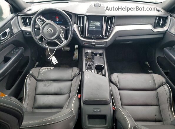 YV4H60DP6N1013536 2022 VOLVO XC60 Белый Вид панели приборов