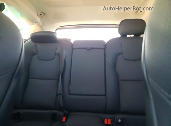 YV4L12DNXP1376217 2023 VOLVO XC60 Gray Widok tylnych siedzeń