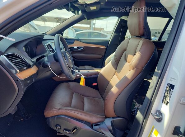 YV4L12PE0R1182147 2024 VOLVO XC90 Белый Вид салона спереди