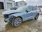 2022 Volvo Xc60 B5 Momentum Blue vin: YV4L12RK9N1078978