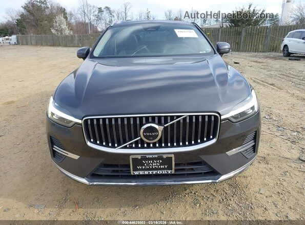 YV4L12RN7P1319904 2023 VOLVO XC60 Gray Սարքավորումների վահանակի տեսք