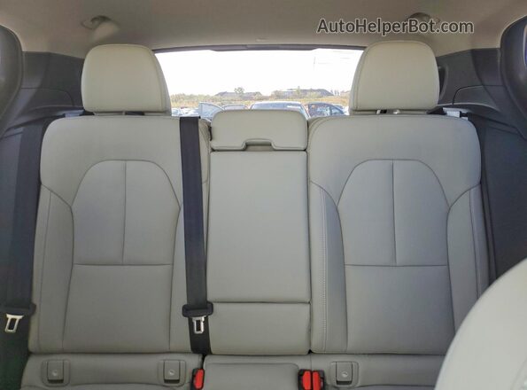 YV4L12UC0T2700326 2026 VOLVO XC40 Белый Вид задних сидений